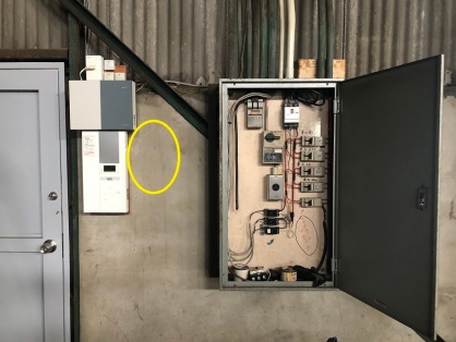 名古屋市港区の倉庫にて水銀灯の取替電気工事NO.6