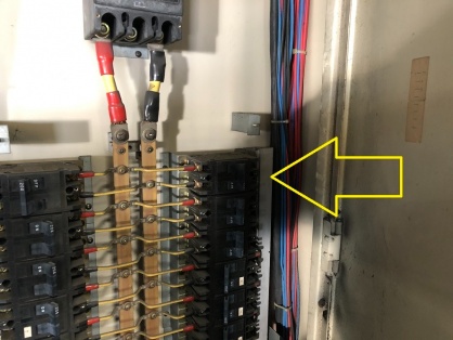 エアコン用コンセントの新設電気工事