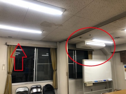 倉庫のエアコン取替電気工事