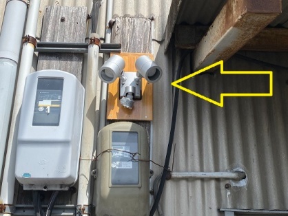 ブラケットの取付電気工事