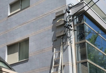 動力電源線の引込口配線工事