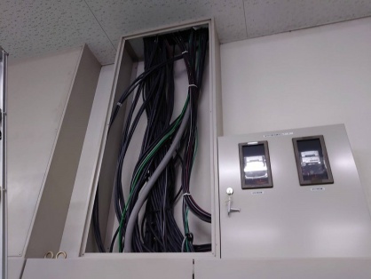 工場の配線配管電気工事