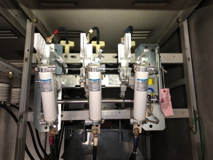 キュービクル高圧受変電設備の更新電気工事