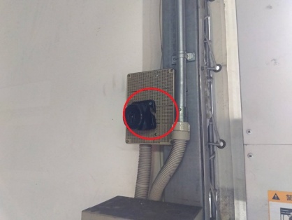 動力コンセントの更新電気工事